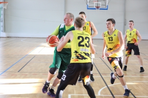 J.Jakutis šiose rungtynėse sugriebė 21 atšokusį kamuolį.